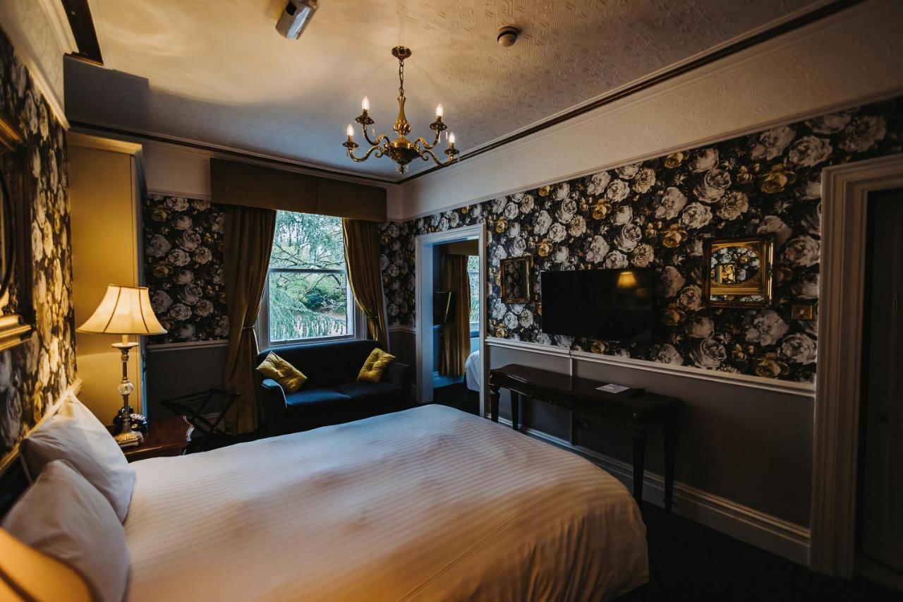Brook Hall Hotel Childer Thornton Kültér fotó