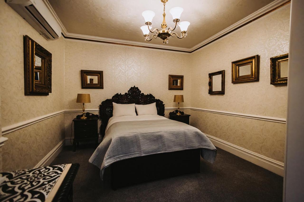 Brook Hall Hotel Childer Thornton Kültér fotó